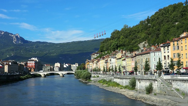 Il fiume di Grenoble: dove si trova e cosa vedere a Isère?