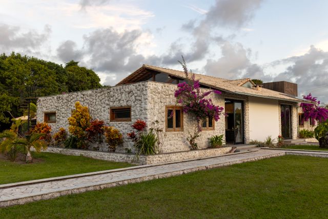 Il verde entra in casa dalla porta-finestra: la natura diventa un tema di progetto